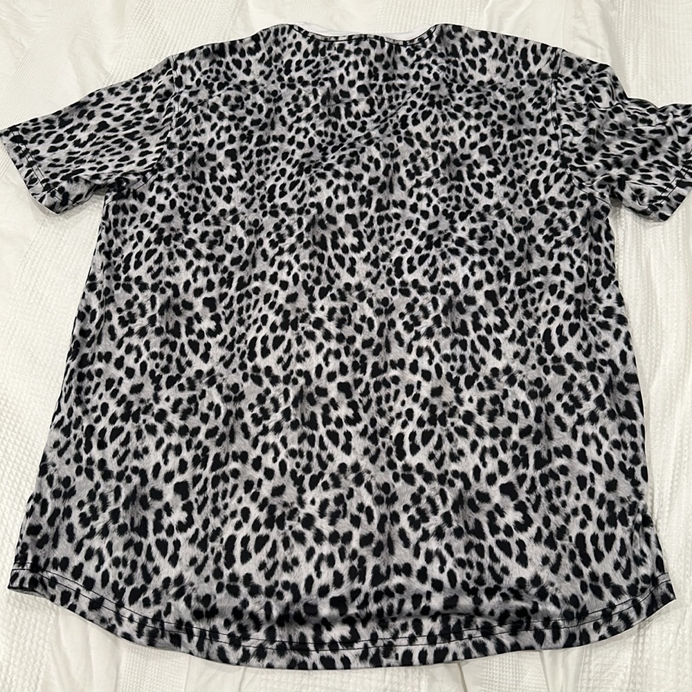 Tallia Sport leopard shirt - Picture 6 of 6